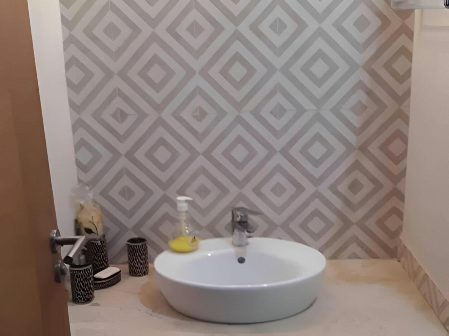,tram Parking And Wifi Gratui Casablanca